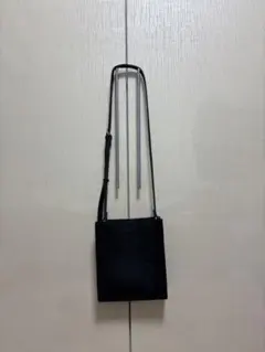 Typical Lifestyle ショルダーバッグ ブラック