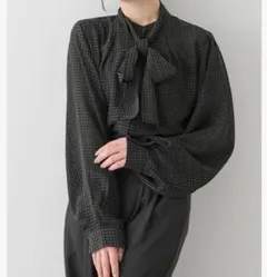 センスオブプレイス　ブラウス ボウタイツキシアーブラウス