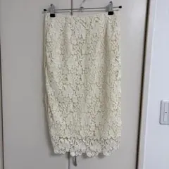 【美品】Te chichi レースタイトスカート アイボリー M ひざ丈のサムネイル