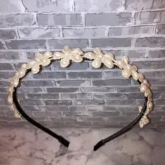 カチューシャ　パールフラワーデザイン