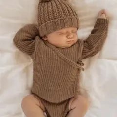 新品未使用　新生児　ニット　ロンパース　ブラウン　73㎝　赤ちゃん　おしゃれ