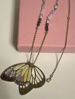 スワロフスキー　SWAROVSKI バタフライモチーフ ネックレス 正規品