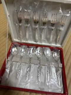 新品 未開封 未使用 銀スプーン シルバー silver925 カトラリー 3本 限界値下げ祭】 銀製 スプーン 3本セット 徳力 シルバー 銀の