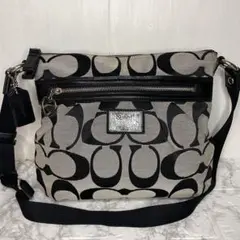 COACH ショルダーバッグ キャンバス シグネチャー ポピー　ネイビー