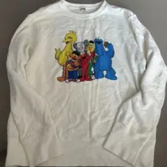 ユニクロ セサミストリート キャラクター トレーナー