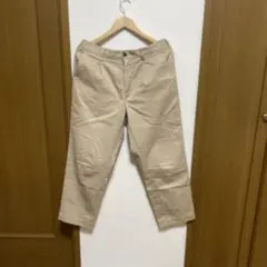 ベージュ チノパン ウエストゴム仕様のサムネイル