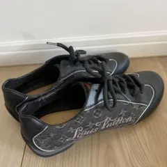 ルイヴィトンスニーカー