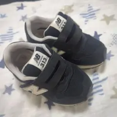 New Balance 黒 スニーカー 14.5サイズ