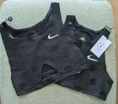 Nike DRI-FIT ドット柄　スポーツブラ
