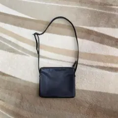 TAKEO KIKUCHI フェイクレザーショルダーバッグ