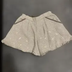 メゾピアノ　mezzo piano チェック柄花刺繍半ズボン