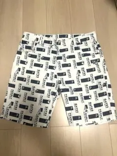 PEARLY GATES ショートパンツ 総柄 ホワイト　サイズ6のサムネイル