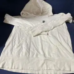 ユニクロ　スヌーピー ホワイトパーカー KAWS×PEANUTS