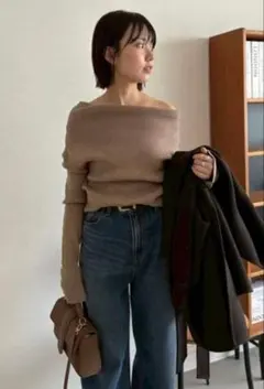 Mila owen オフショルラメニット　大幅値下げ