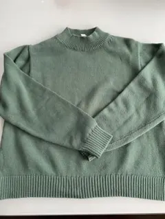 UNIQLO グリーン 長袖ニットセーター M