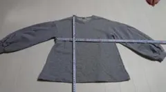 Hush Hush グレー トレーナー 女の子　140cmのサムネイル