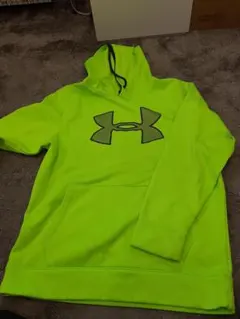 Under Armour 蛍光緑 フード付きパーカー LG