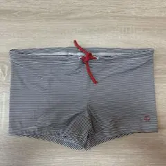 美品【プチバトー】水着　150cm ウエスト紐調整可能