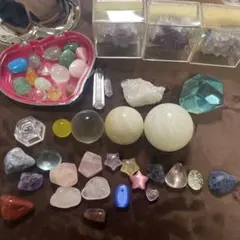 天然石セット 約43個 ハート型ケース付き