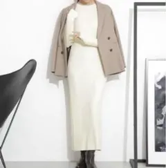 《美品》nano universeナノユニバース リブIラインワンピース白ニット