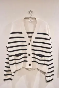 UNIQLO ボーダー長袖カーディガン