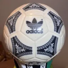 エトルスコ・ユニコ（1990年イタリアサッカーワールドカップ記念ボール