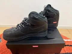 Supreme × Nike Air Force 1 Mid 