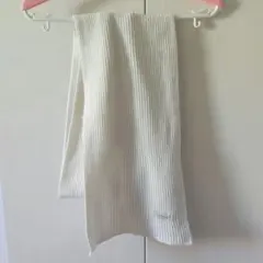 マフラー　軽いニット　白