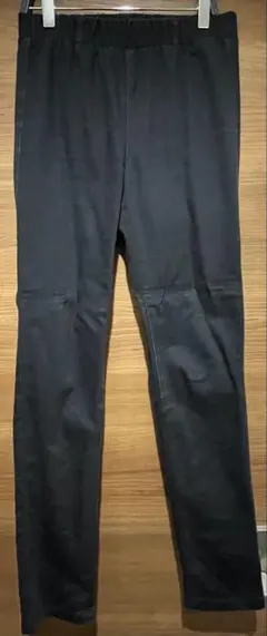 ジーユー GU スキニーパンツ ウエストゴム 黒 ブラック M