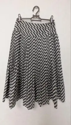 PINORE ストライプ柄 プリーツスカート