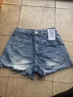 Dazy デニムブルー ダメージショートパンツ S
