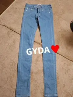 Item thumbnail for item b0c270fe-59be-4de9-95b7-ede0b6ef8f7c