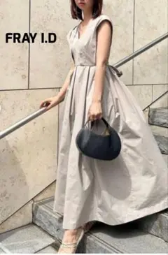 FRAY I.D　フレンチショルダータフタワンピース　ブルー　2023SS