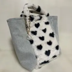 Item thumbnail for item 90aeb055-7b8d-4f69-b309-e2a0ea57888c