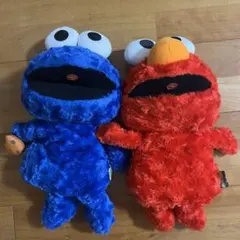 セサミストリート・エルモ&クッキーモンスター パペット USJ おそろい