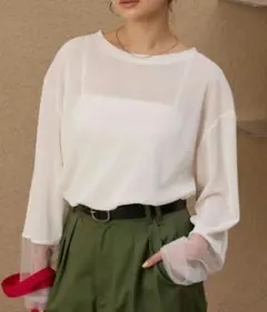 【新品未使用】シースルー袖長袖ベロアトップスホワイト