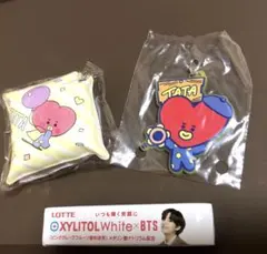 BTS くら寿司bt21 クッションチャーム類￼＆ガム（テテ）3点セット