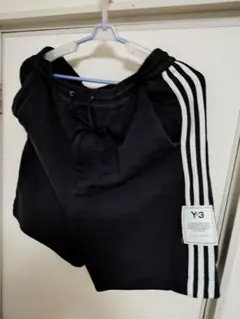 Y-3 ワイスリー メンズ ショートパンツ ハーフパンツ ブラック