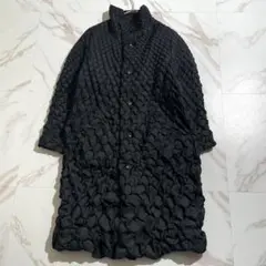 ISSEY MIYAKE barely used 3D Steam coat 2のサムネイル