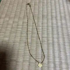 ゴールド 花モチーフ ネックレス