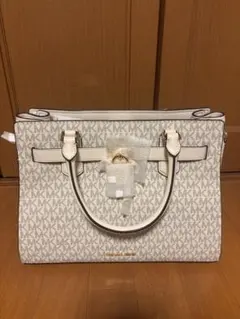 ❤︎定価7.1万円 新品 マイケルコース メッセンジャーバッグ 
