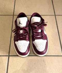 Nike Air Jordan 1 Low パープル/ホワイト24.5cm