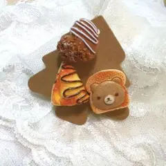 【人気】︎ミニチュア お菓子ピンバッジ No.254