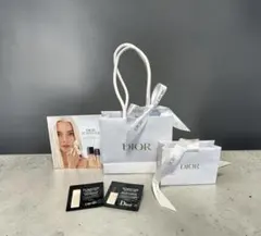 【DIOR】ギフトバッグ、メイクアップベース・リキッドファンデーション　サンプル