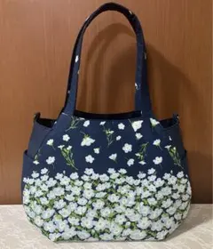 ハンドメイド　少し大きめチューリップバッグ　Dカン付　モーメント　ネモフィラ柄