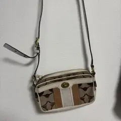 COACH コーチ　ショルダーバッグ　カメラバッグ ミニショルダー　ターンロック