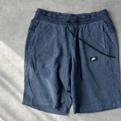 13233 NIKE パッチロゴ ショートパンツ