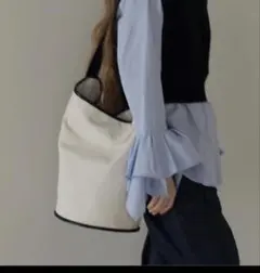 ETRE TOKYO キャンバスコンビバケットバッグ ショルダーのサムネイル