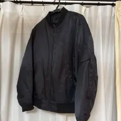 UNIQLO　MA-1 ブラックジャケット Lサイズ