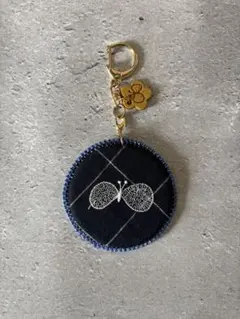 ミナペルホネン thoroughbred ハンドメイド キーホルダー - メルカリ